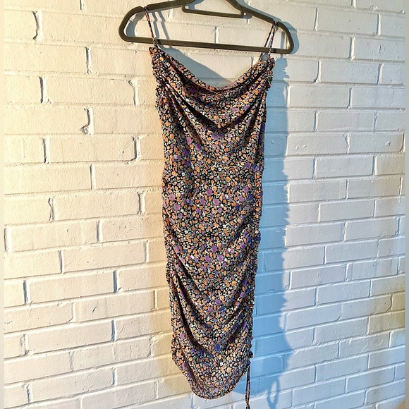 ASTR Ruched Tie Floral Multicolored Mini Dress, SZ S — LIKE NEW! - Picture 9 of 9